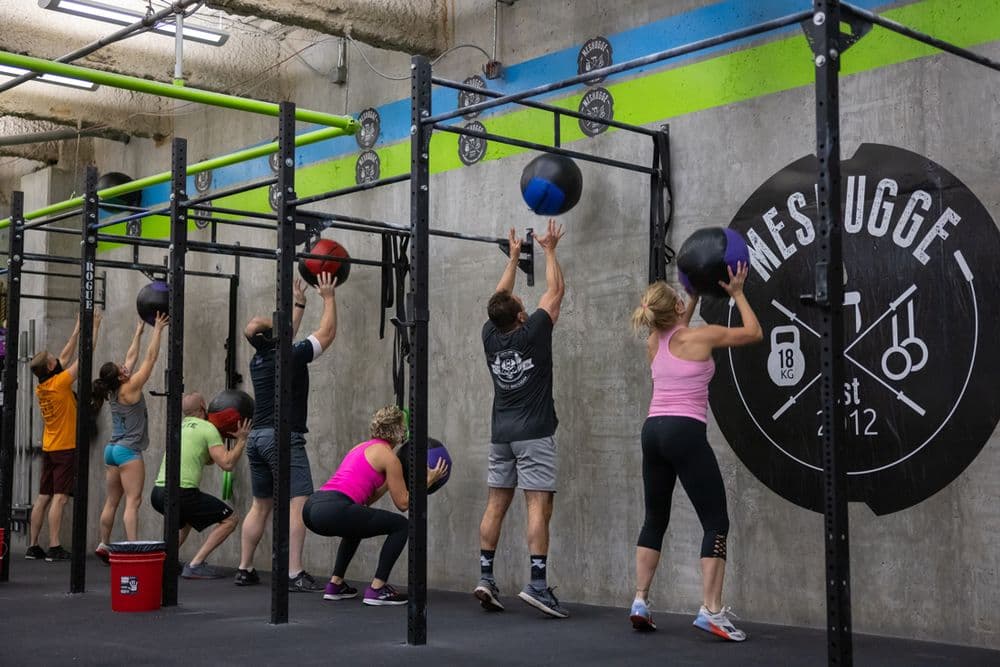 CrossFit vs. Teretana - šta je bolji izbor za vas?